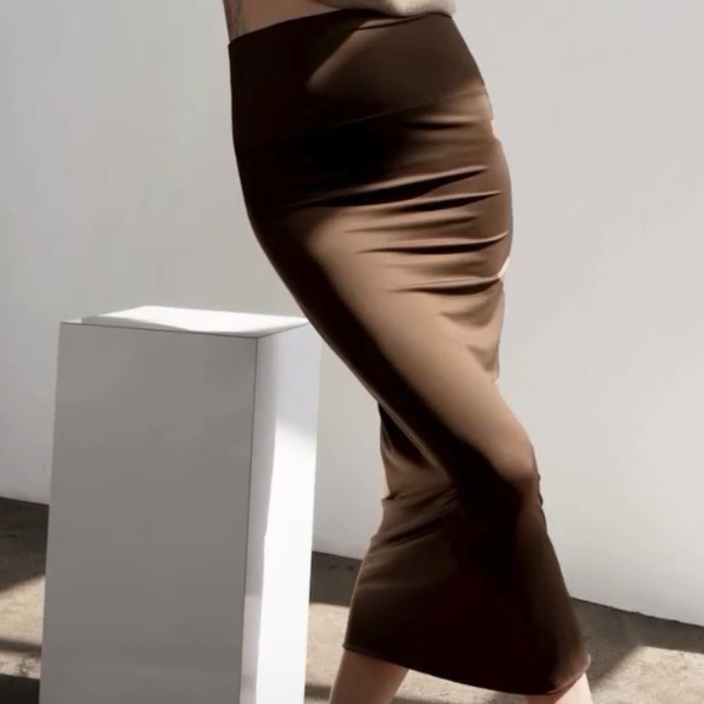 Epoque Evolution The One Midi Skirt Size S Brown